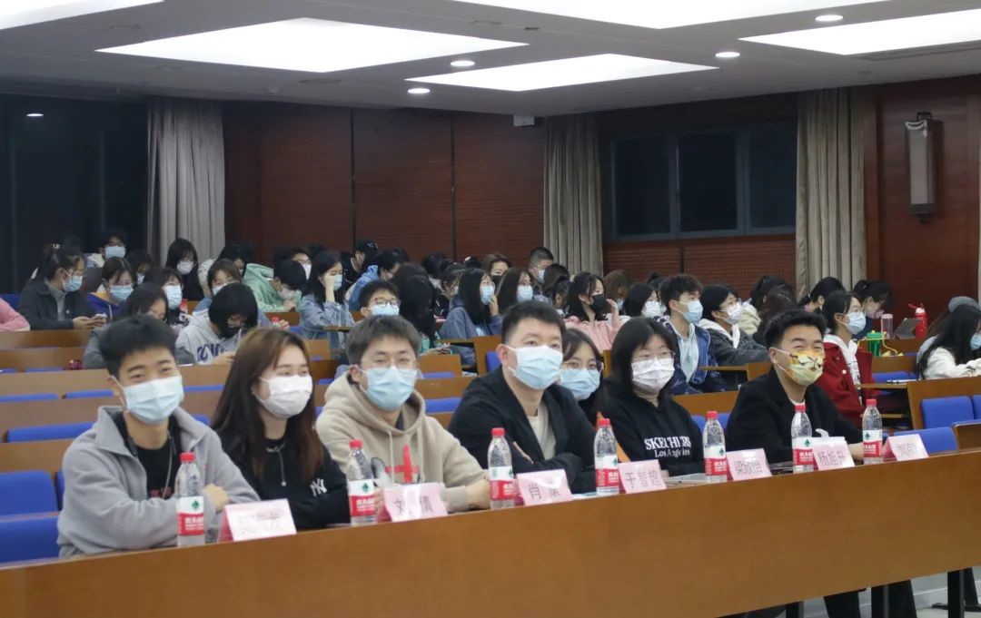 1648033104427033718.jpg 1648033104427033718.jpg